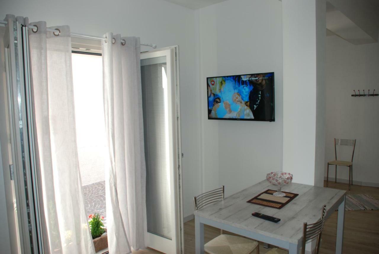 Casa Anita Apartment Limone sul Garda Luaran gambar