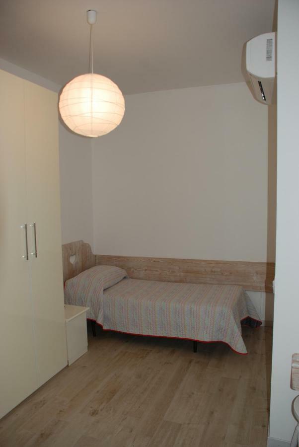 Casa Anita Apartment Limone sul Garda Luaran gambar